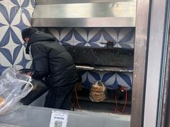 -劳动公园新疆人烤腰子