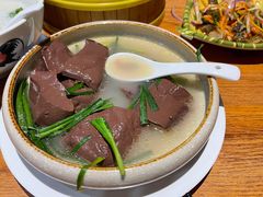 胡椒汤韭菜猪红-强记鱼粥(南村店)