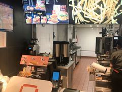 -麦当劳(洪山商场店)