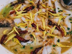 -渔语鱼酸菜鱼新川菜(来福士店)