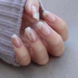 -LISSOM莉森 Nail ·美甲美睫原创定制店