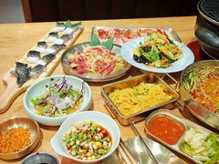 -青瓦餐厅·生鱼片·韩园烤肉(西塔店)