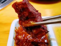 牛板腱-唯成•韩国炭火烤肉 유성고기