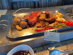 -怡豪大饭店·银顶旋转餐厅