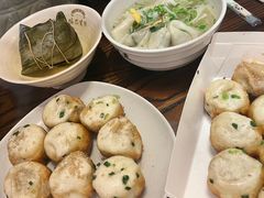 荠菜馄饨-哑巴生煎(临顿路店)