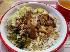 -壹品剁椒猪脚饭(蔡家中央大街店)