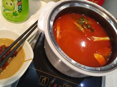 -百品聚旋转火锅(万德庄店)