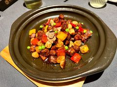 砂锅黑松露牛肉粒-肆月河豚·淮扬菜·湘菜(华天店)