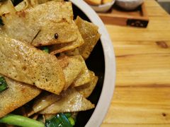 -霄汉牛三鲜湖北砂锅菜(万松园2店)
