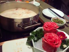 玫瑰雪花牛舌-捞王锅物料理(上海世茂广场店)