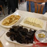 门口排队很多人，但是没有等很久