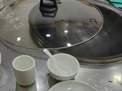 -屯老二农家铁锅炖·行业领军者(梅江店)