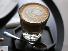 -UNI UNI(环亚凯瑟琳店)