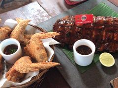 BBQ猪肋排-Naughty Nuri’s Phuket