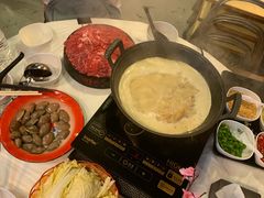 -鲜入围煮花胶鸡海鲜火锅