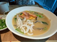 -荣家黄鱼面(南京西路店)