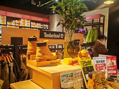 -百联奥特莱斯广场(南京店)