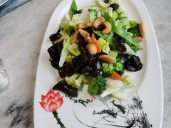 腰果炝素-大胡同天津菜·海肠捞饭·津门皮皮虾锅贴一绝(西姜井店)