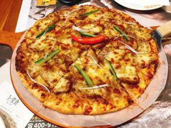 北京烤鸭披萨-牛男手造(地铁天虹店)