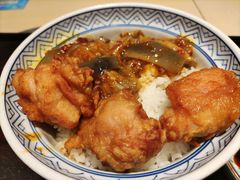 川香茄子唐杨鸡块饭-吉野家(上海美罗城店)