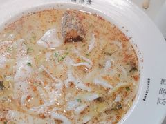 -渔语鱼酸菜鱼新川菜(来福士店)