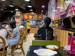 大堂-华辉拉肠(小北路店)