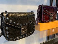 -MCM(比斯特上海购物村店)