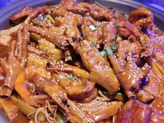 -徐记小怪兽肉蟹煲店(哈西万达金街店)