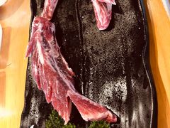 极品牛肋条-唯成•韩国炭火烤肉 유성고기