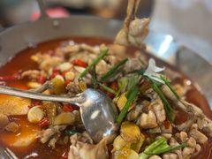 -昱龙大盆牛蛙馆(三兴街总店)
