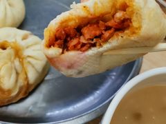 奥尔良鸡腿包-老陶包子铺(南大西南村店)