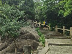 -灵岩山风景区