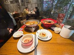 -爱碗亭·鲜炒湖南菜(壹城中心店)