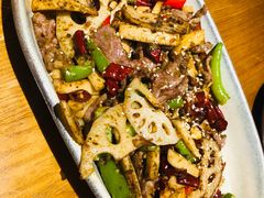 张老师的牛肉-十三式重庆江湖菜(金茂览秀城店)