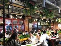 大堂-钢管厂歆瑞源油卤串串香(春熙路太古里店)
