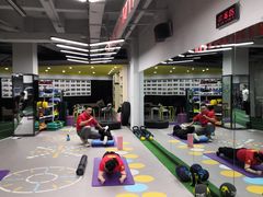 -CXFIT 陈徐健身工作室(凯旋店)