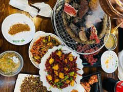 -韩风烤牛肉冷面店
