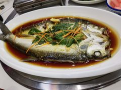 -丹水桥地锅鱼·翘嘴鲌·地方特色全鱼宴(丹江口大坝店)