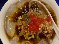 -马路边边串串香形象店(磐石路店)
