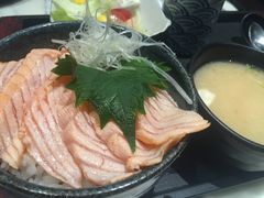-家贺屋刺身寿司专门店