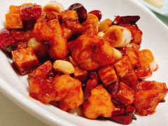 宫爆虾球-品海楼·大连海胆锅贴馆(东港店)