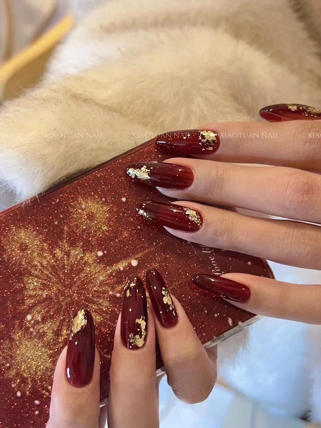 伊琳美甲:潮流红指尖