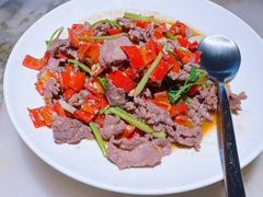 小炒黄牛肉-吴越荣记·苏州菜·松鼠桂鱼(月光码头店)