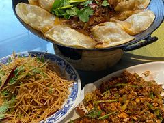 -百味地锅鸡(二店·财校分店)