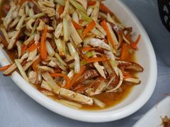香干肉丝-老太婆饭店(新富路店)