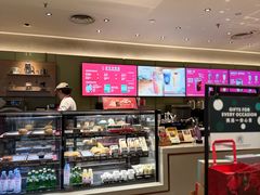 -星巴克臻选(上海中环广场2F店)