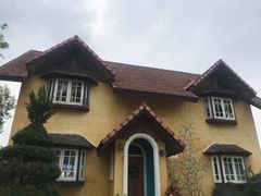 -黄色小屋