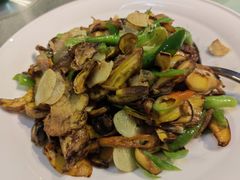 -瑞丰园庭院餐厅·白族传统家常菜