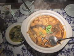 -卢大鲜鱼头捞饭(美利广场店)
