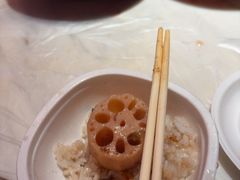 -老街烧烤大排档·地道湖北菜·龙虾馆(汉口火车站店)